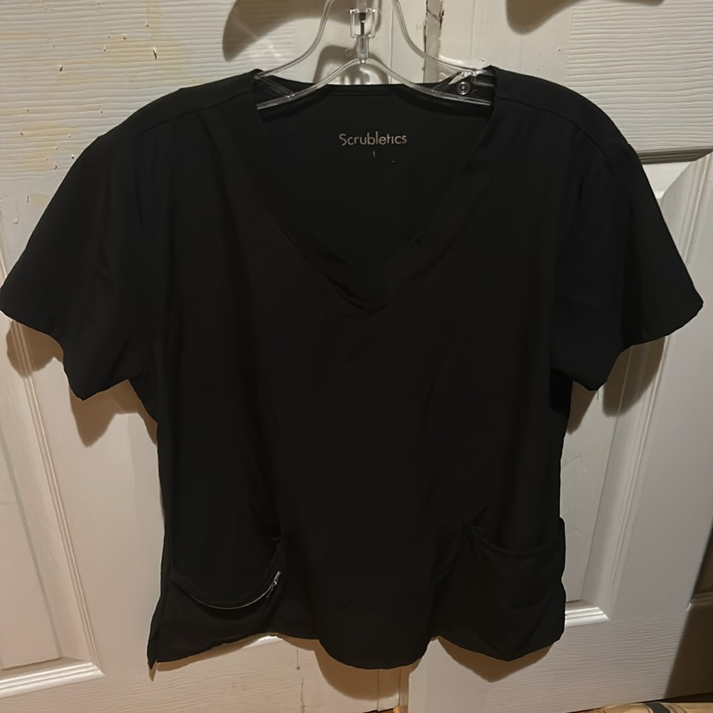 Scrubletics Women's Black Short Sleeve Scrubs Top L